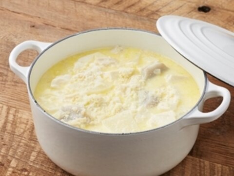 [ル・クルーゼ公式] 豆腐チーズクリームスープ